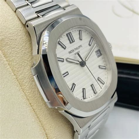 patek philippe 5711 white dial discontinued|Patek Philippe has discontinued the Nau.